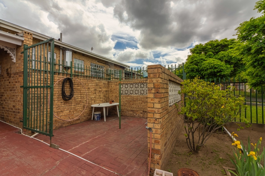 3 Bedroom Property for Sale in Uitsig Free State